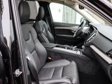 VOLVO XC90 T8 Recharge AWD Ultra Dark NP 105.050 -  AH