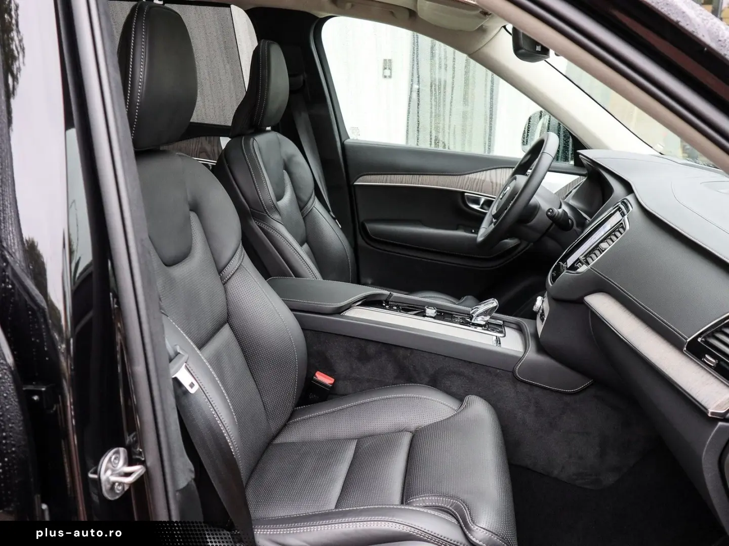VOLVO XC90 T8 Recharge AWD Ultra Dark NP 105.050 -  AH