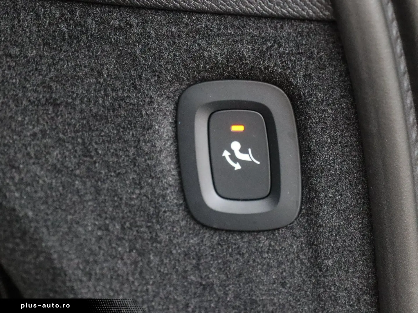 VOLVO XC90 T8 Recharge AWD Ultra Dark NP 105.050 -  AH