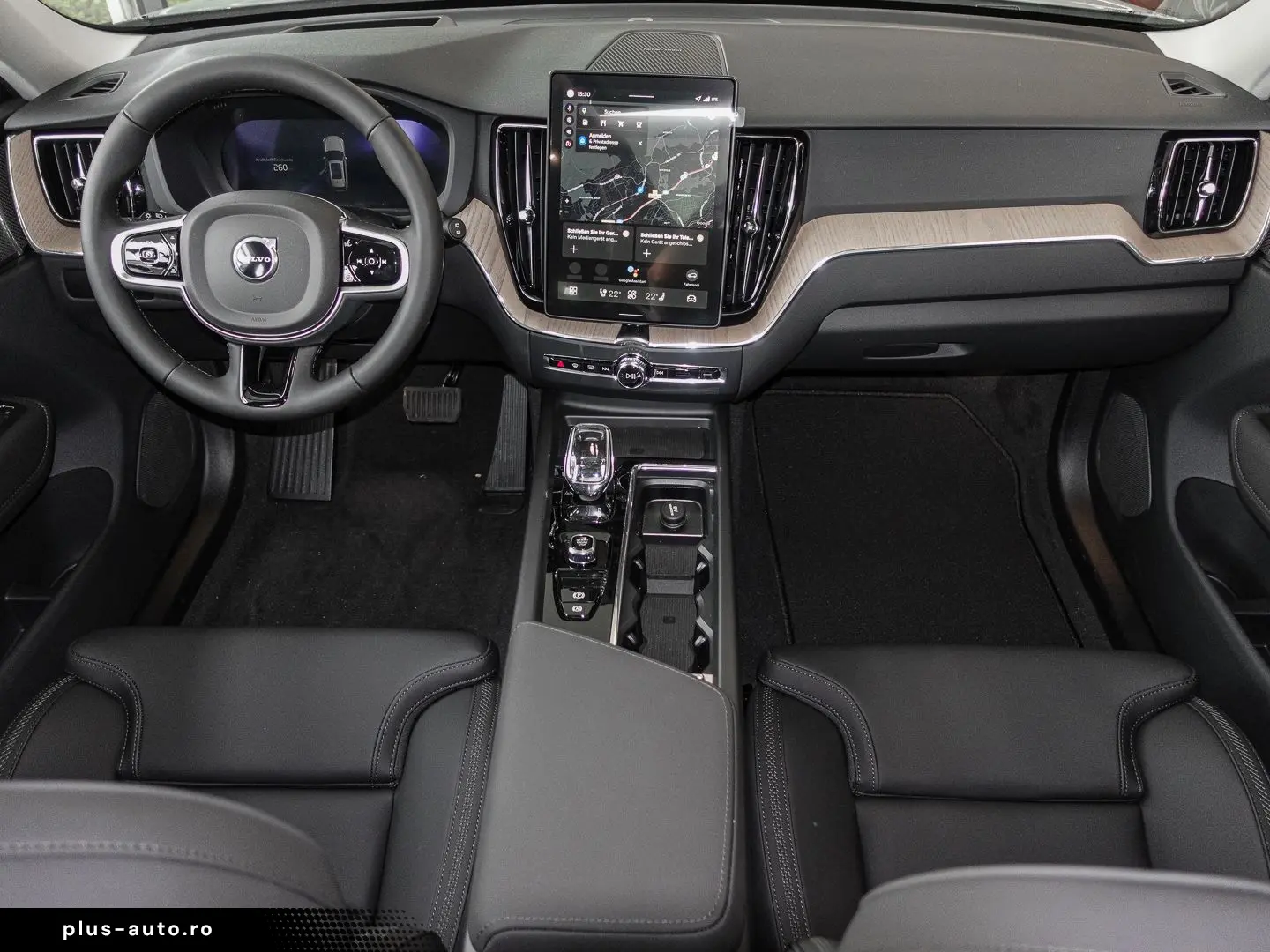 VOLVO XC60 Plus Dark AWD B5 Benzin EU6e Lagom-  Winter