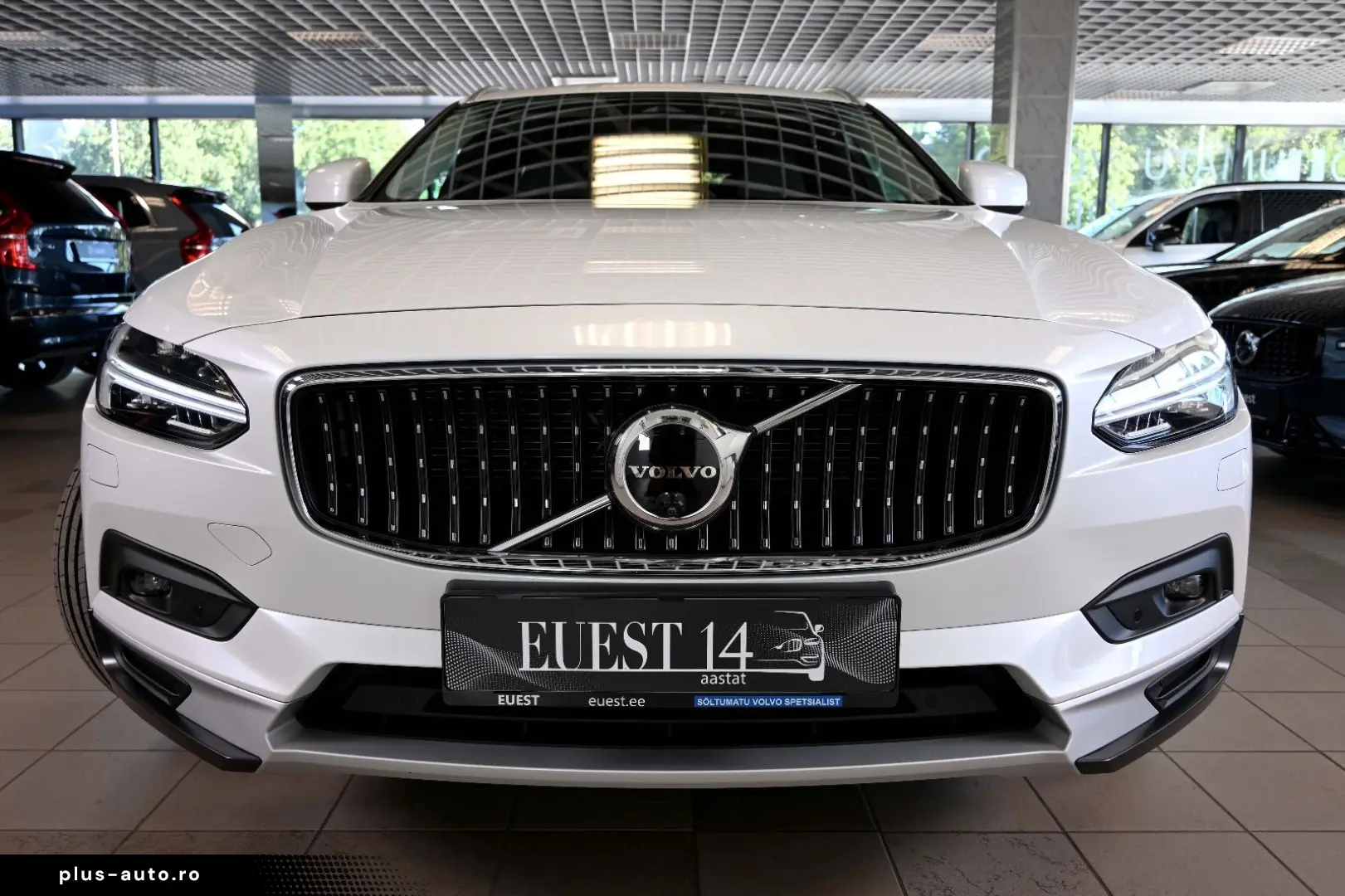VOLVO CROSS Country AWD H&K 360c Webasto ULTIMATE