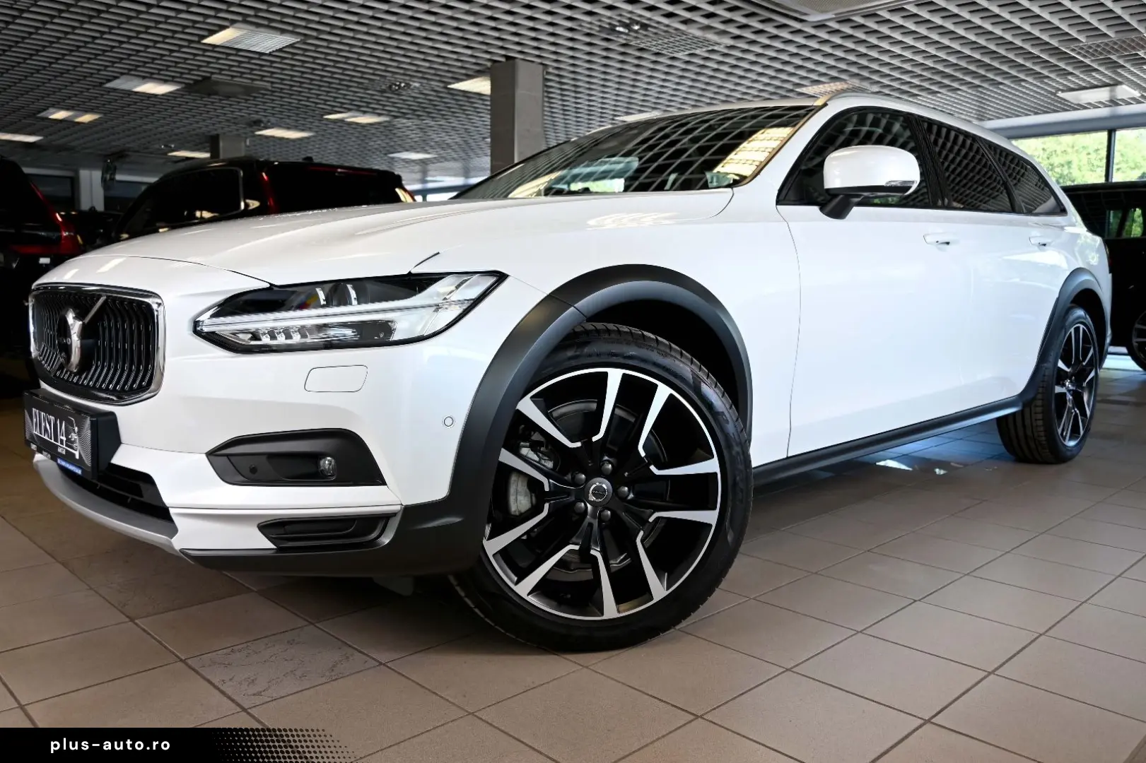 VOLVO CROSS Country AWD H&K 360c Webasto ULTIMATE