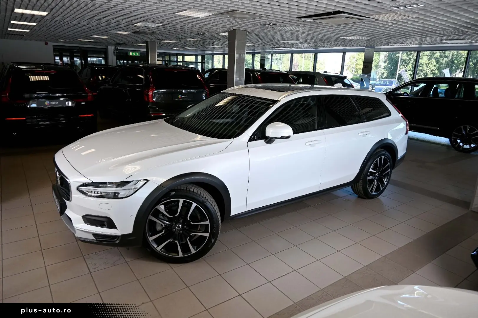 VOLVO CROSS Country AWD H&K 360c Webasto ULTIMATE