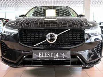 VOLVO XC60 AWD T8 H&K HUD Ultra Dark PANORAMIC 360C