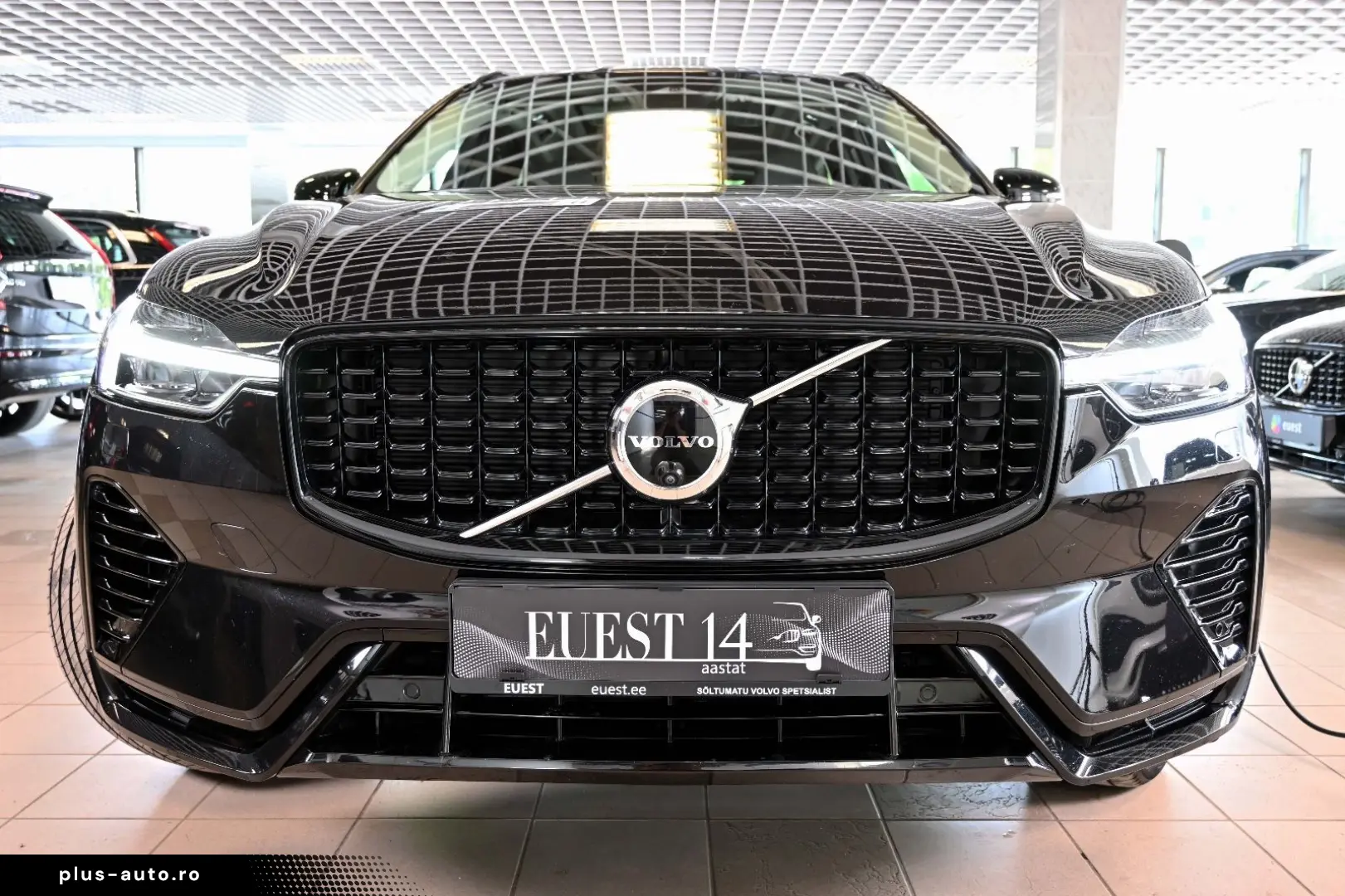 VOLVO XC60 AWD T8 H&K HUD Ultra Dark PANORAMIC 360C