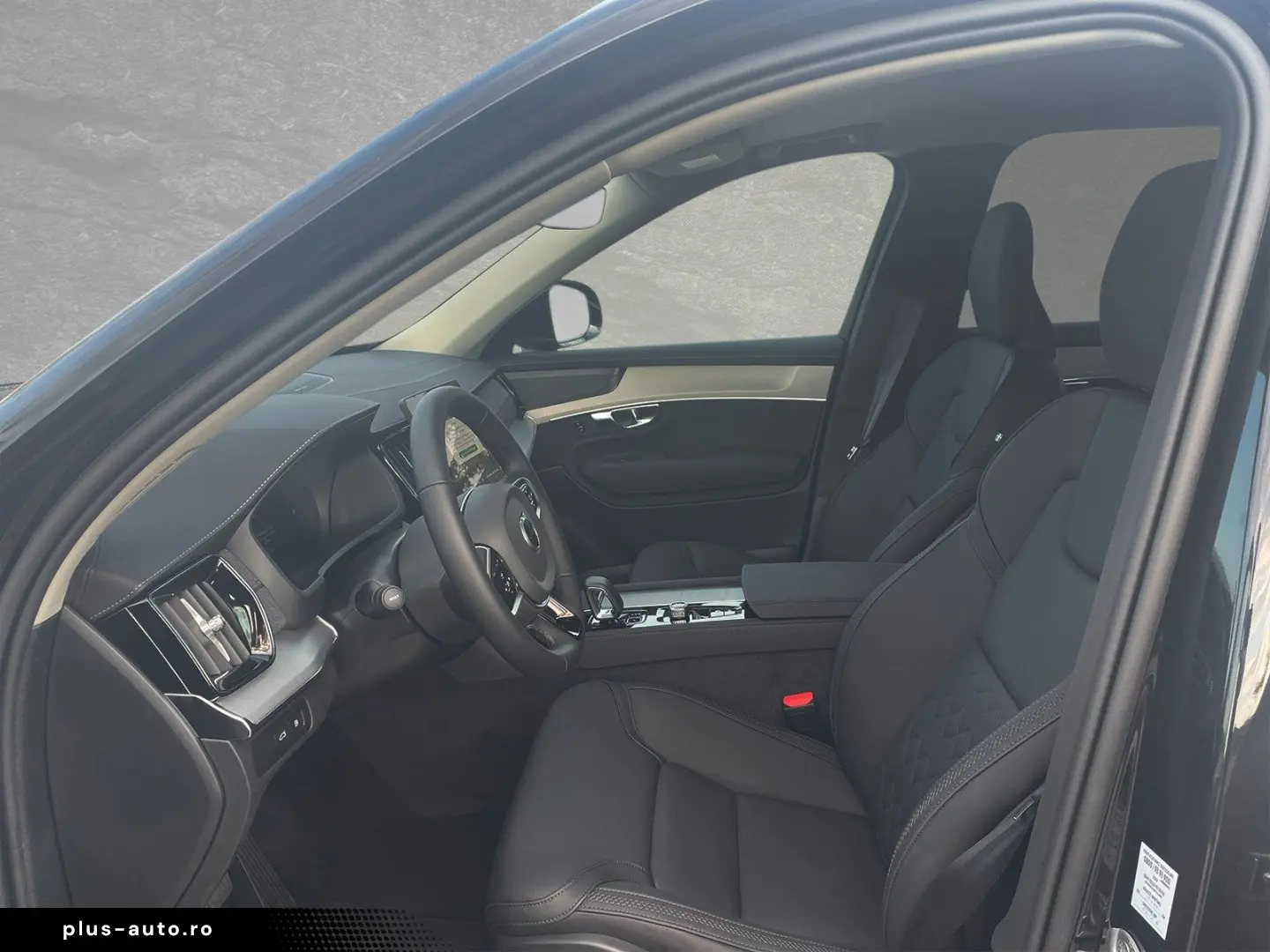 VOLVO XC90 T8 AWD Core Facelift 7-Sitzer ACC BLIS