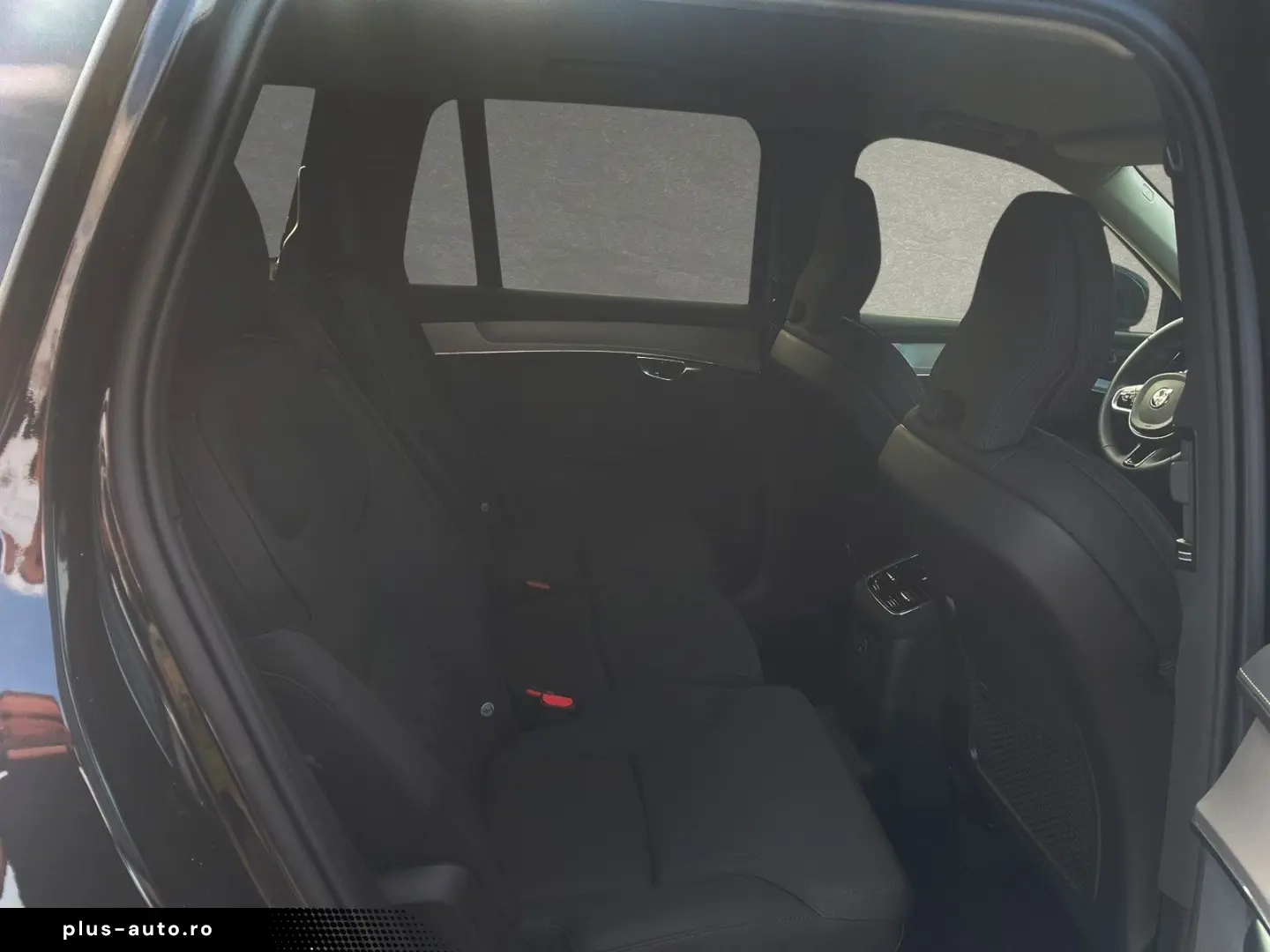 VOLVO XC90 T8 AWD Core Facelift 7-Sitzer ACC BLIS