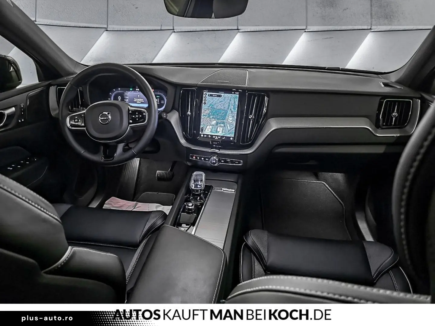 VOLVO XC60 T6 AWD Plus Black Edition Plug-In Hybid AHK