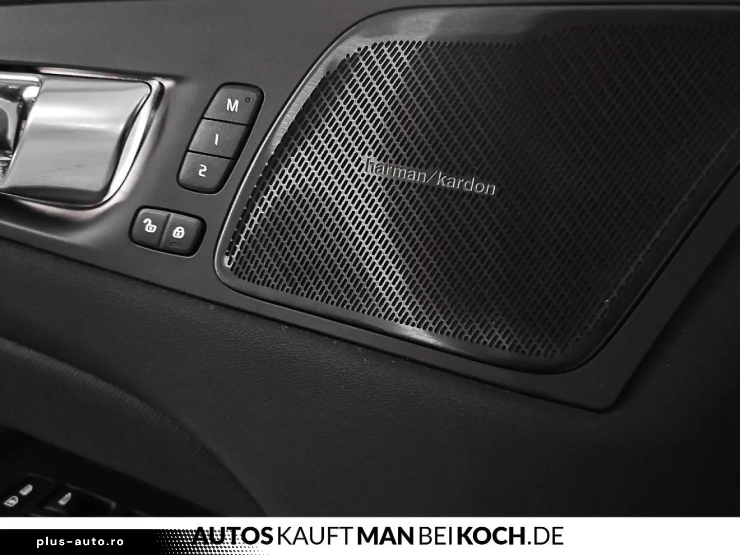 VOLVO XC60 T6 AWD Plus Black Edition Plug-In Hybid AHK