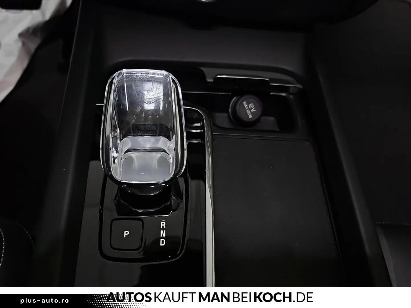 VOLVO XC60 T6 AWD Plus Black Edition Plug-In Hybid AHK
