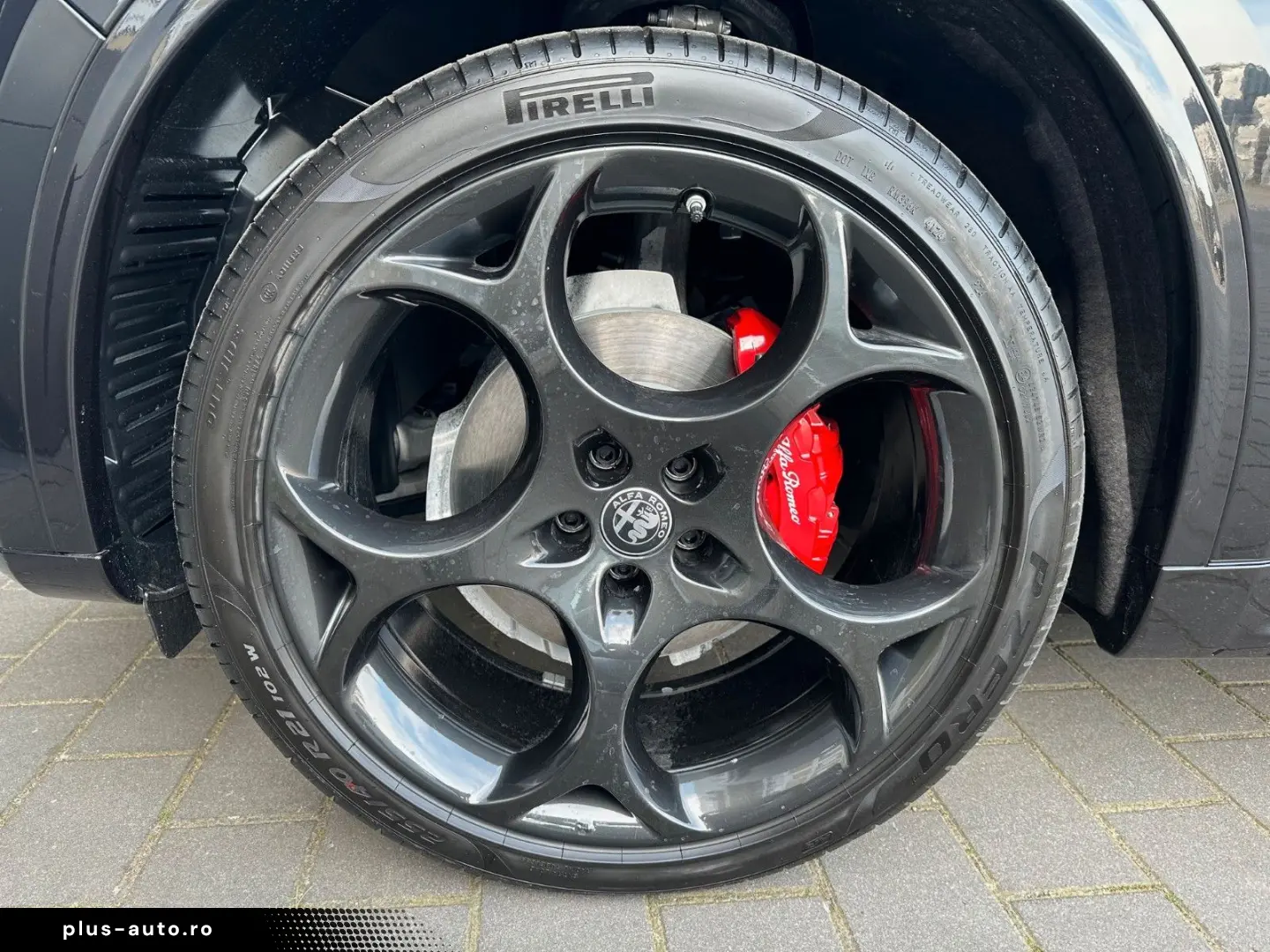ALFA ROMEO Stelvio 2.0 Turbo Veloce Q4 AT8 AHK