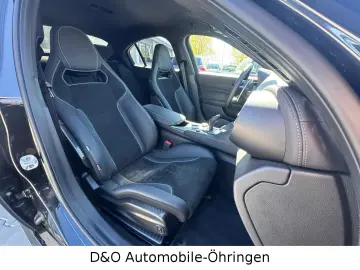 ALFA ROMEO Giulia Quadrifoglio Matrix Sparco DNA