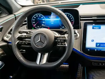 MERCEDES-BENZ E 300 de AMG Sport Premium  Distr. LED&hellip;