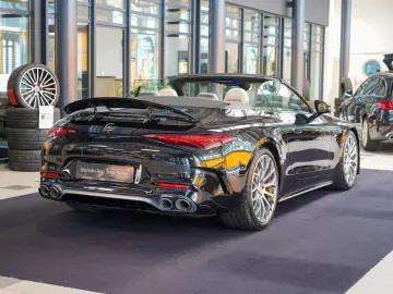 MERCEDES-BENZ Mercedes-AMG SL 43 Premium Plus