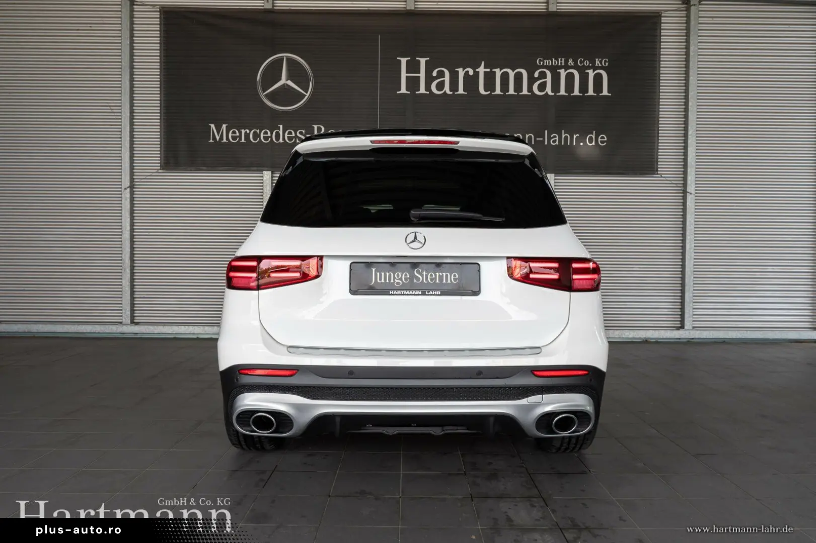 MERCEDES-BENZ GLB 35 4M AMG Panorama AHK HUD Burmest&hellip;