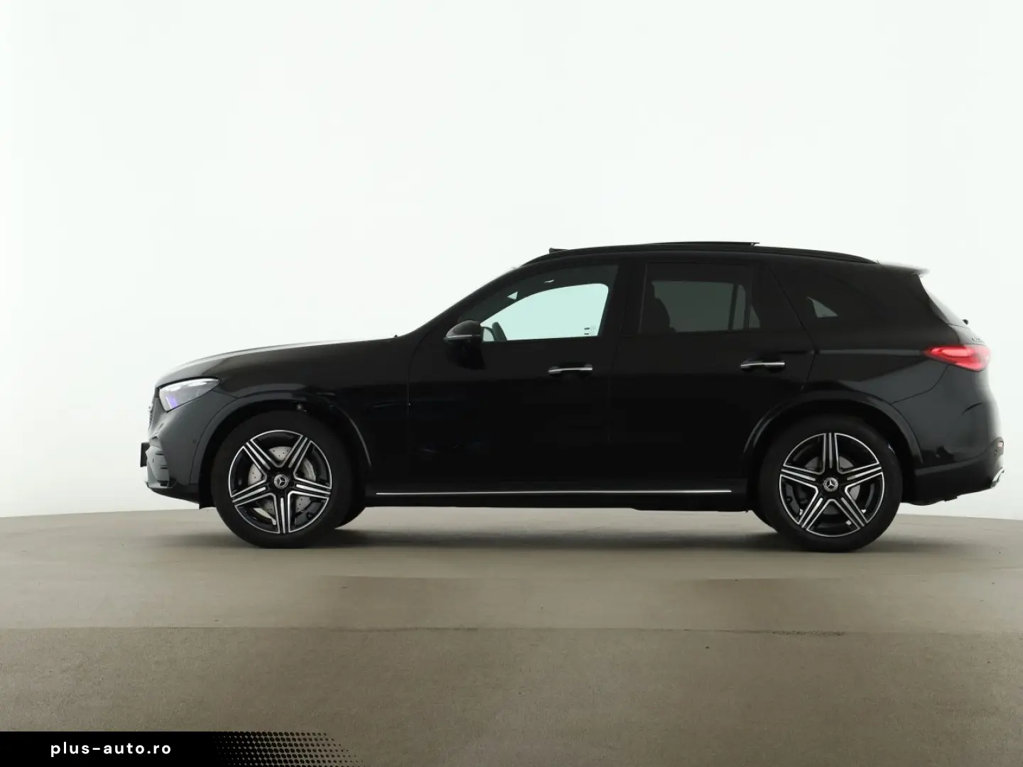 MERCEDES-BENZ GLC 200 d 4M AMG Digital Light Night MBUX Pano