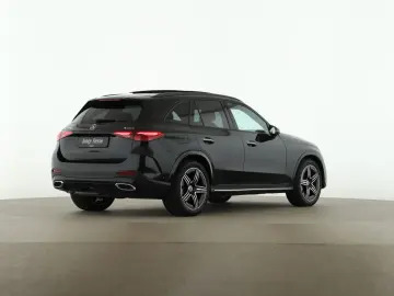 MERCEDES-BENZ GLC 200 d 4M AMG Digital Light Night MBUX Pano