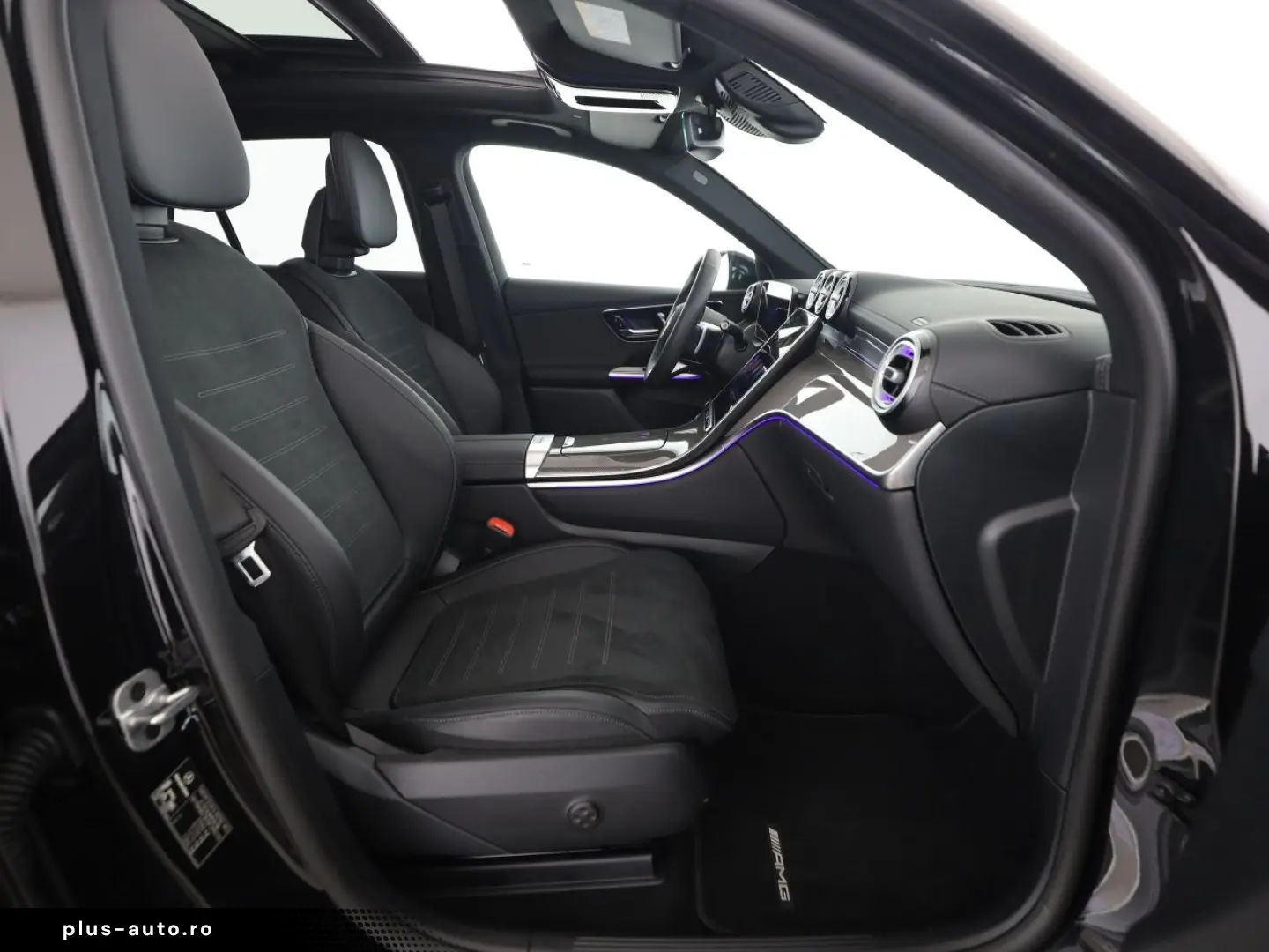 MERCEDES-BENZ GLC 200 d 4M AMG Digital Light Night MBUX Pano