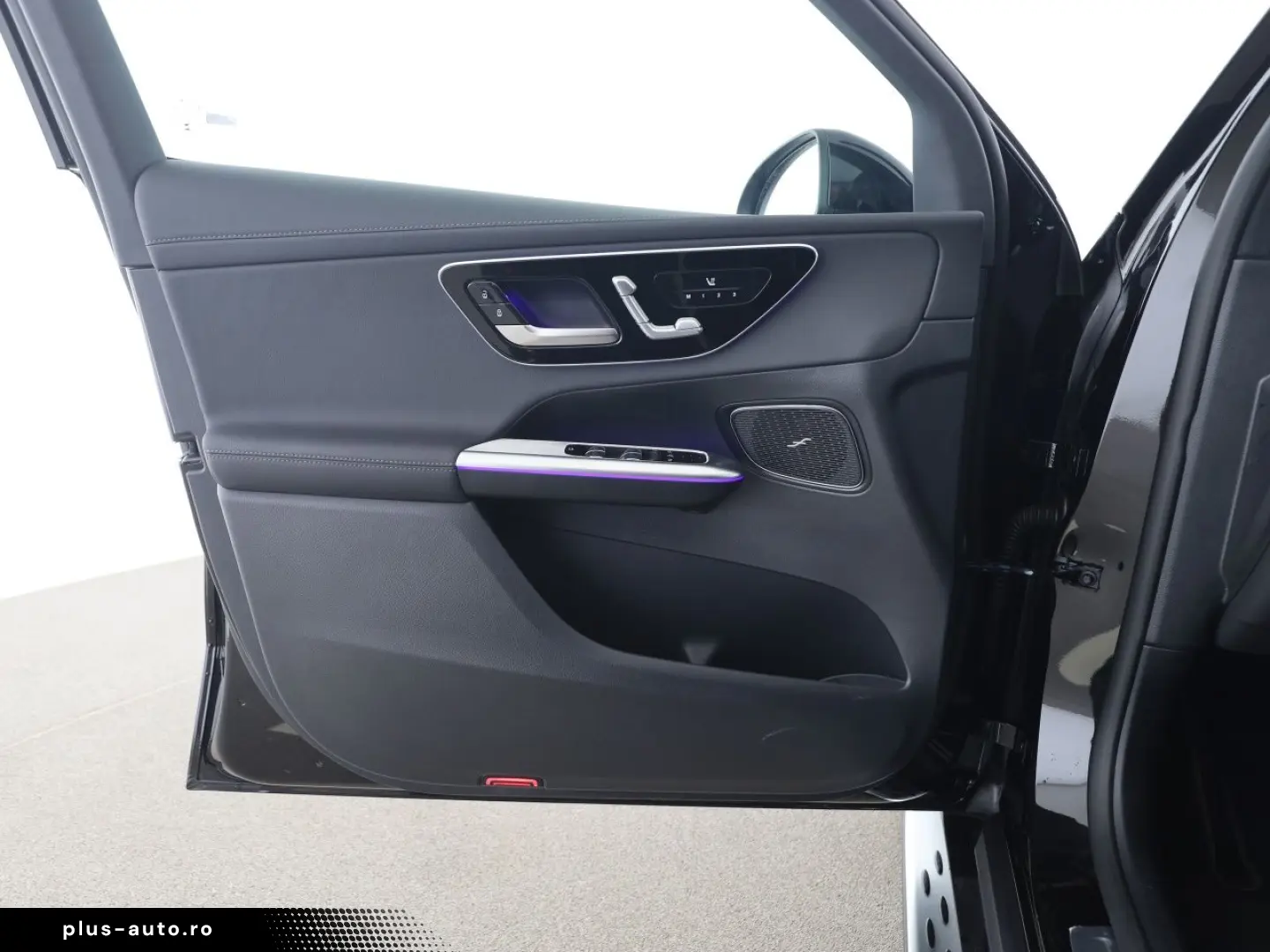 MERCEDES-BENZ GLC 200 d 4M AMG Digital Light Night MBUX Pano