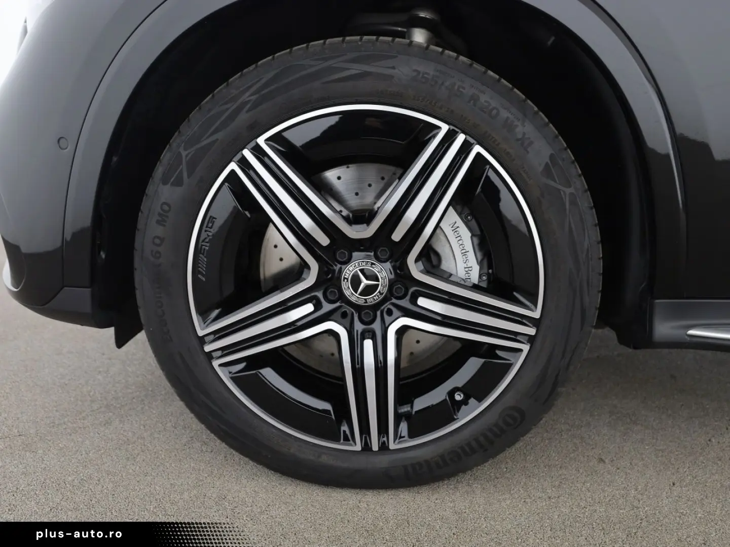 MERCEDES-BENZ GLC 200 d 4M AMG Digital Light Night MBUX Pano