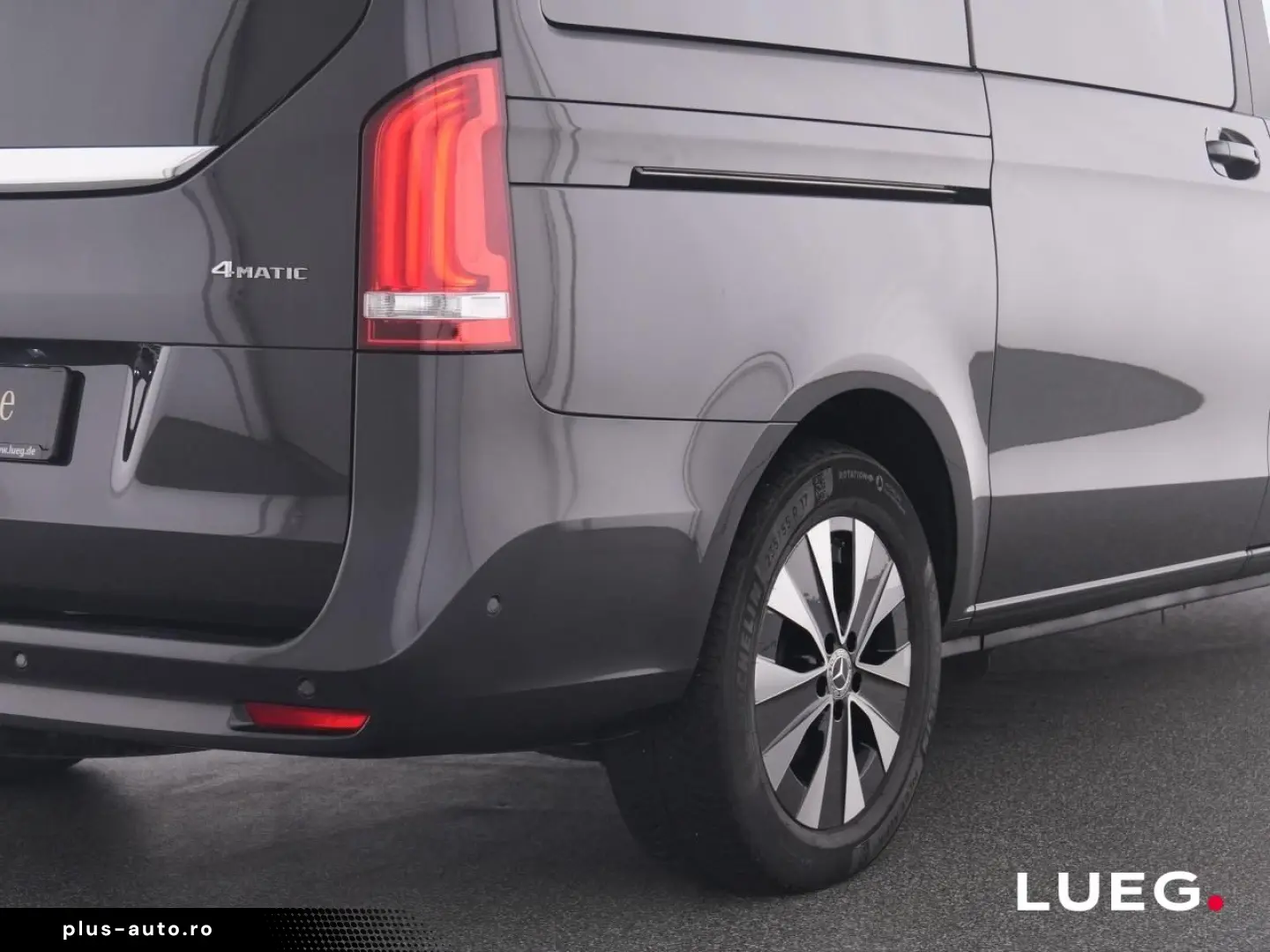 MERCEDES-BENZ V-Class 2024 — imagine 10