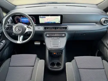 MERCEDES-BENZ V 250 d STYLE AMG LED STHZG NAVI DISTR AHK