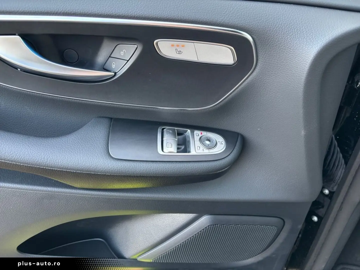 MERCEDES-BENZ V 250 d STYLE AMG LED STHZG NAVI DISTR AHK