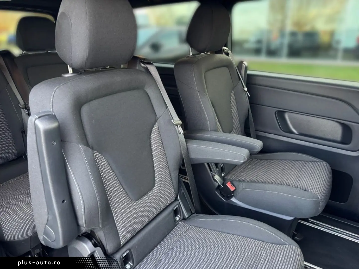 MERCEDES-BENZ V 250 d STYLE AMG LED STHZG NAVI DISTR AHK