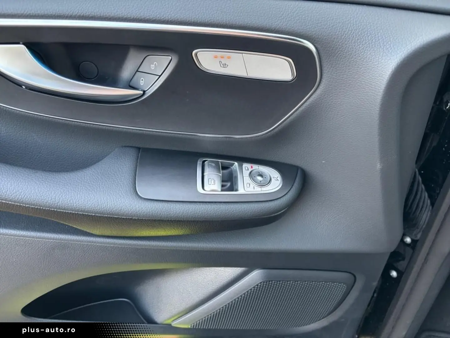 MERCEDES-BENZ V 250 d STYLE AMG LED STHZG NAVI DISTR AHK