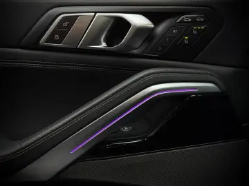 BMW X6 xDrive30d Individual Pano SKY HuD Masaj
