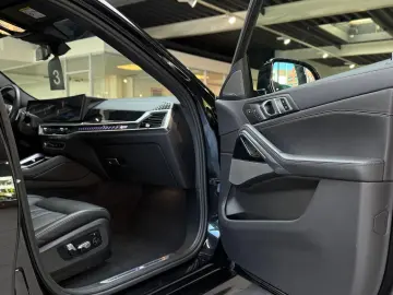 BMW X6 xDrive30d Individual Pano SKY HuD Masaj