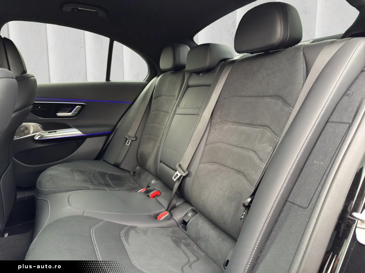 MERCEDES-BENZ E 220 d AMG Superscreen Sthzg Burm HUD&hellip;