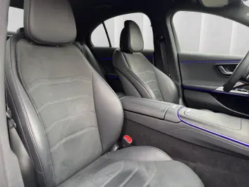 MERCEDES-BENZ E 220 d AMG Superscreen Sthzg Burm HUD&hellip;