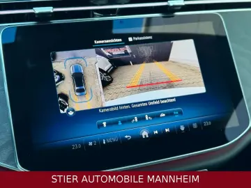 MERCEDES-BENZ E 220 d AMG Line Night PANO LEDER 23TKM KAMERA
