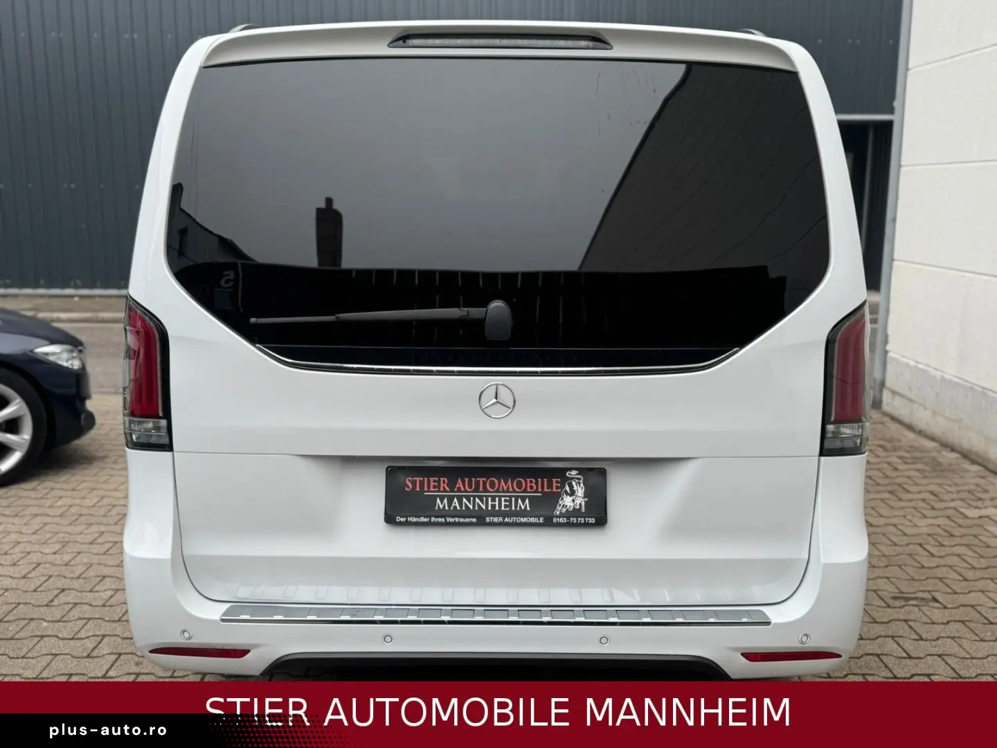 MERCEDES-BENZ V 300 d Amg Line Lang 27TKM NAVI LED AHK