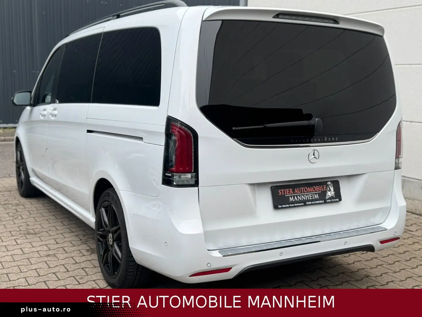 MERCEDES-BENZ V 300 d Amg Line Lang 27TKM NAVI LED AHK