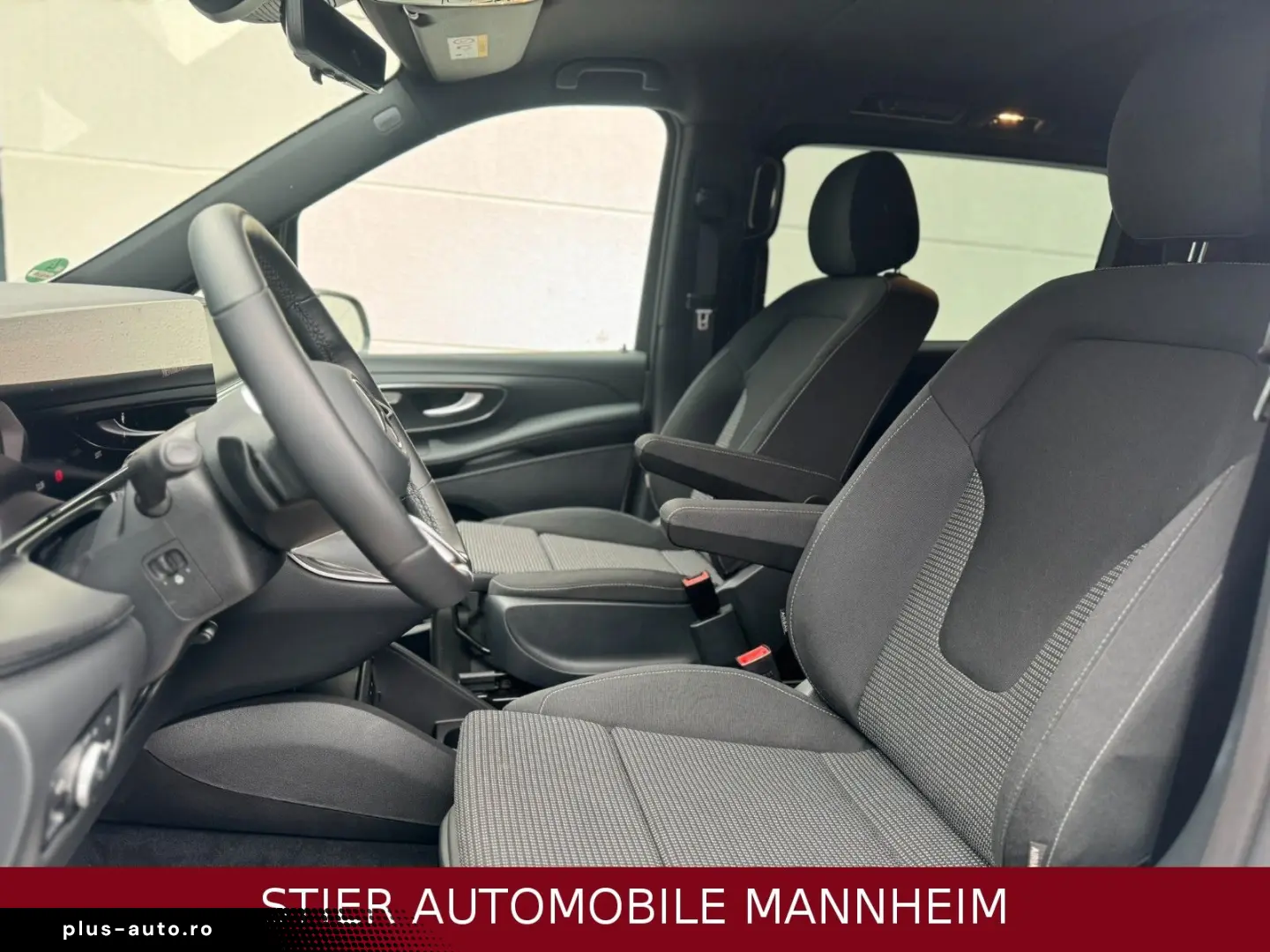 MERCEDES-BENZ V 300 d Amg Line Lang 27TKM NAVI LED AHK
