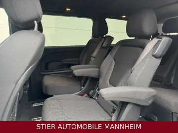MERCEDES-BENZ V 300 d Amg Line Lang 27TKM NAVI LED AHK