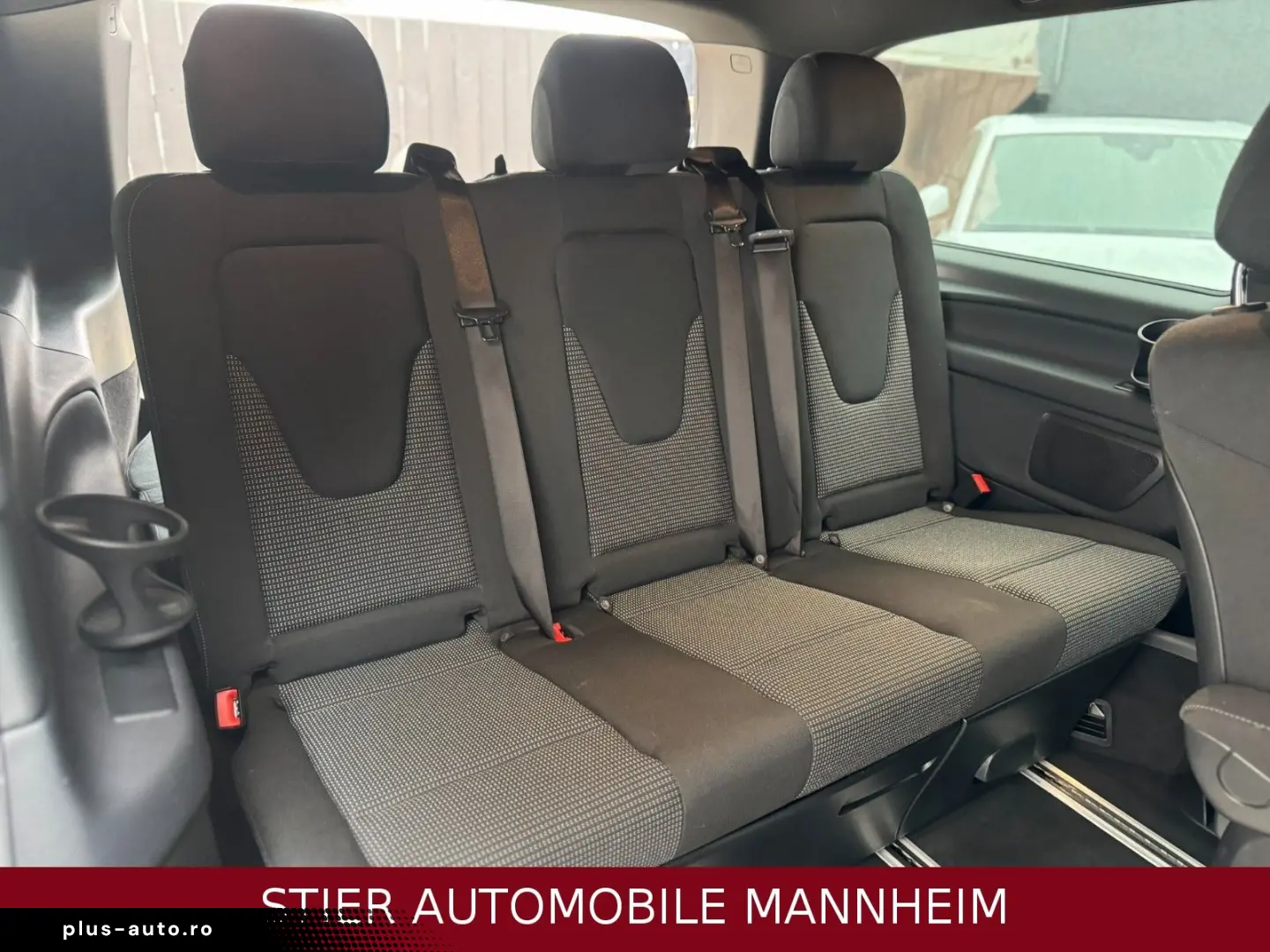 MERCEDES-BENZ V 300 d Amg Line Lang 27TKM NAVI LED AHK
