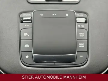 MERCEDES-BENZ V 300 d Amg Line Lang 27TKM NAVI LED AHK