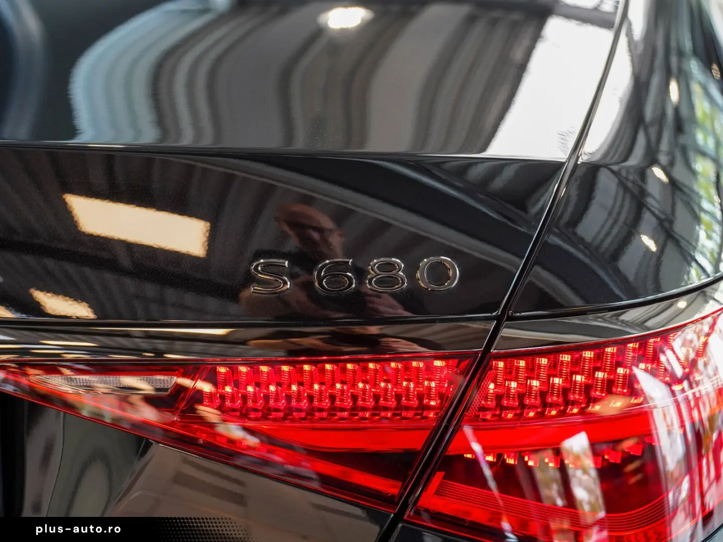 MERCEDES-BENZ S 680 MAYBACH Night Series MANUFAKTURExclusive