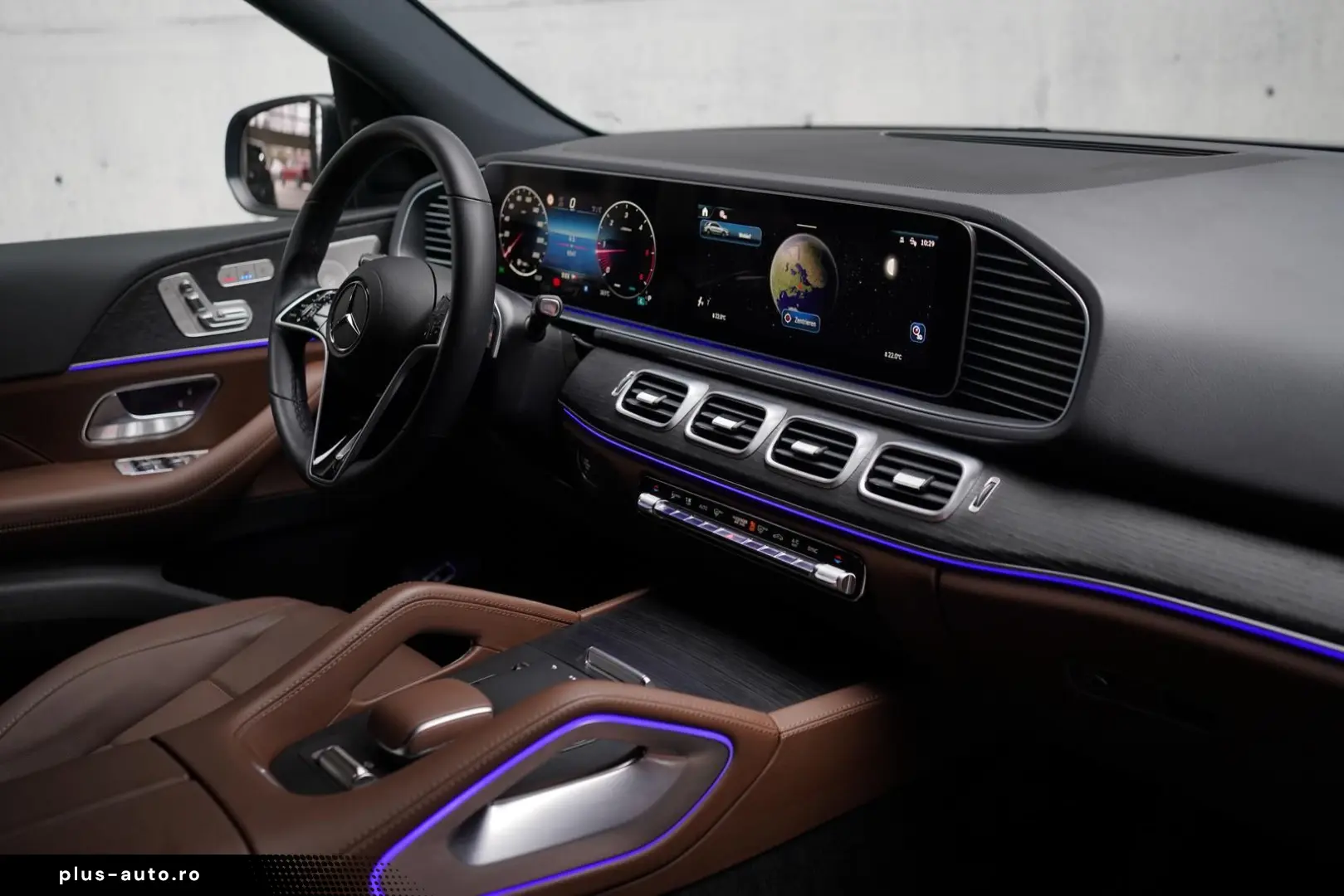 MERCEDES-BENZ GLE 300d 4M PANO   Burm   MEM   StandHZ   LED