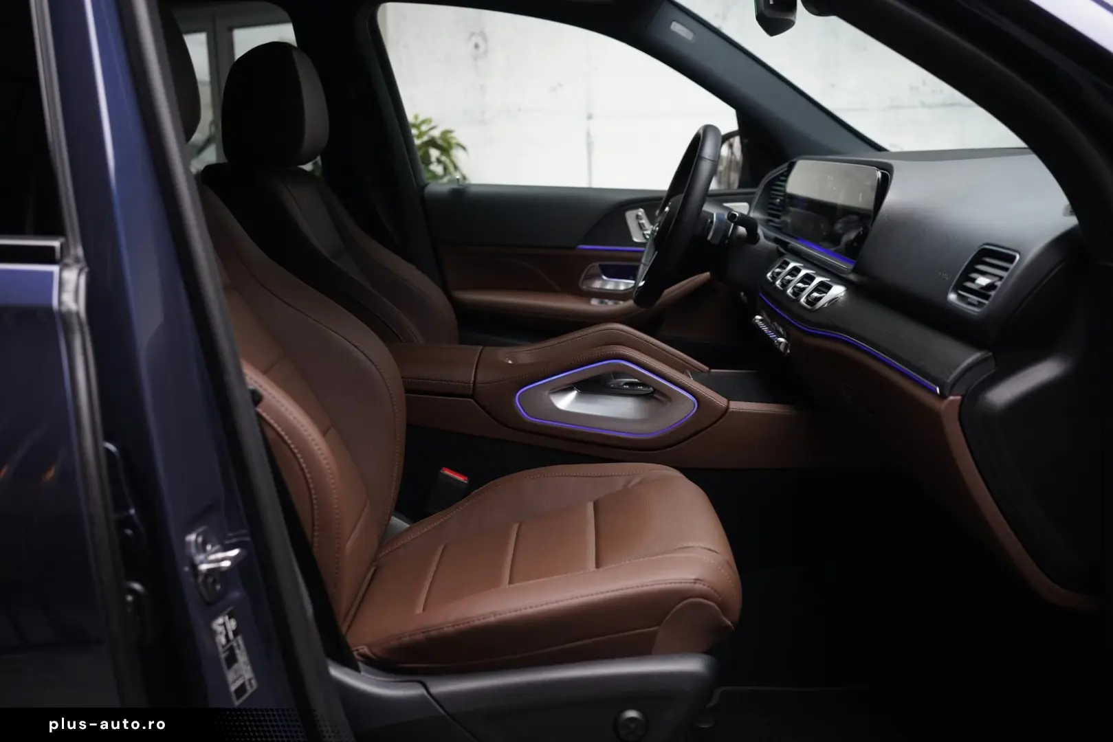 MERCEDES-BENZ GLE 300d 4M PANO   Burm   MEM   StandHZ   LED
