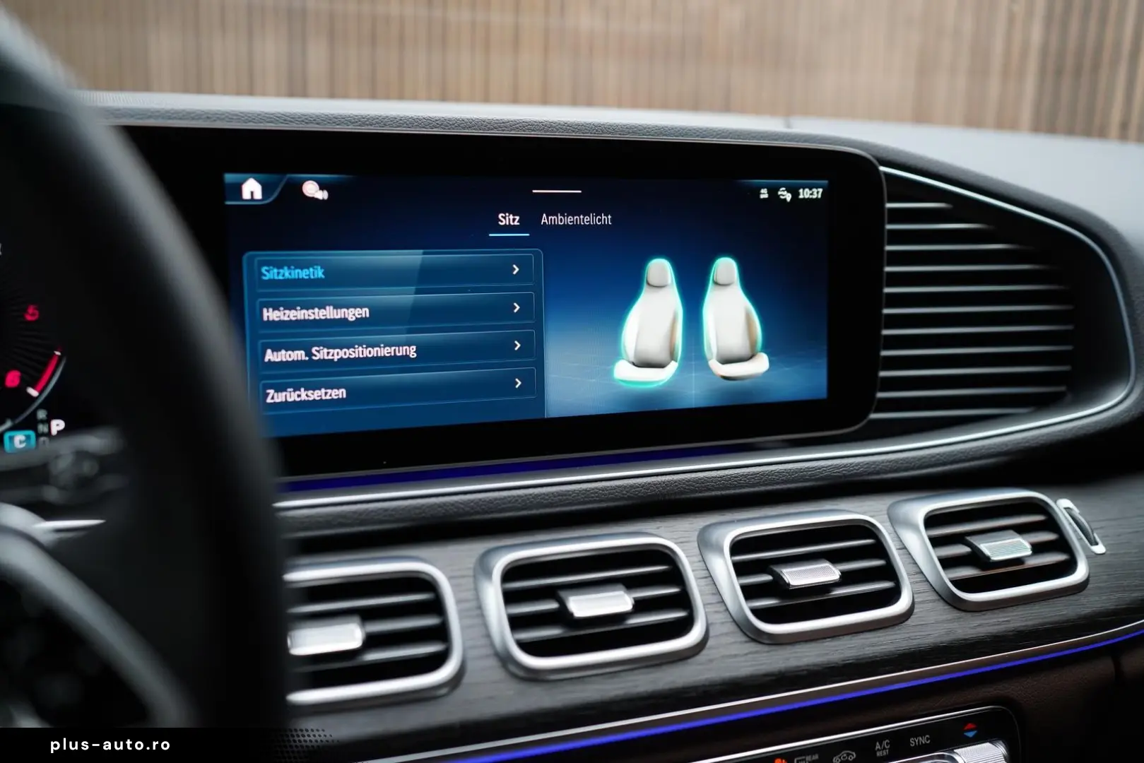 MERCEDES-BENZ GLE 300d 4M PANO   Burm   MEM   StandHZ   LED