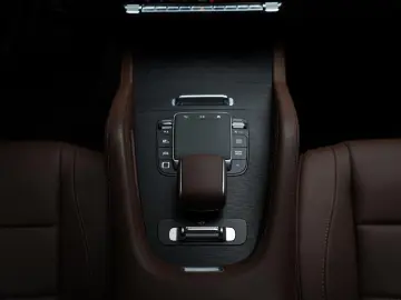 MERCEDES-BENZ GLE 300d 4M PANO   Burm   MEM   StandHZ   LED