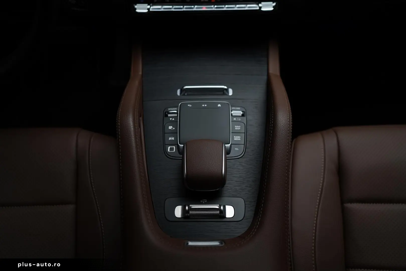 MERCEDES-BENZ GLE 300d 4M PANO   Burm   MEM   StandHZ   LED