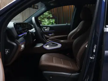 MERCEDES-BENZ GLE 300d 4M PANO   Burm   MEM   StandHZ   LED