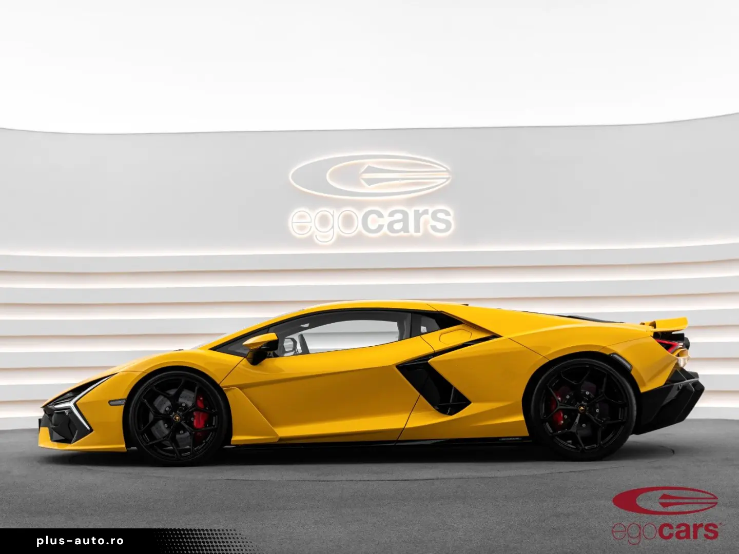 LAMBORGHINI Revuelto 6.5 V12 HPEV
