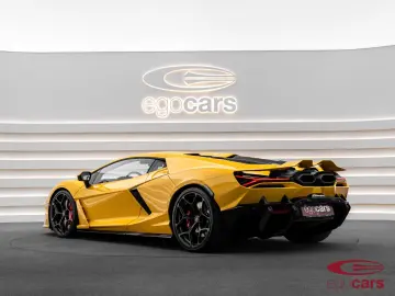 LAMBORGHINI Revuelto 6.5 V12 HPEV