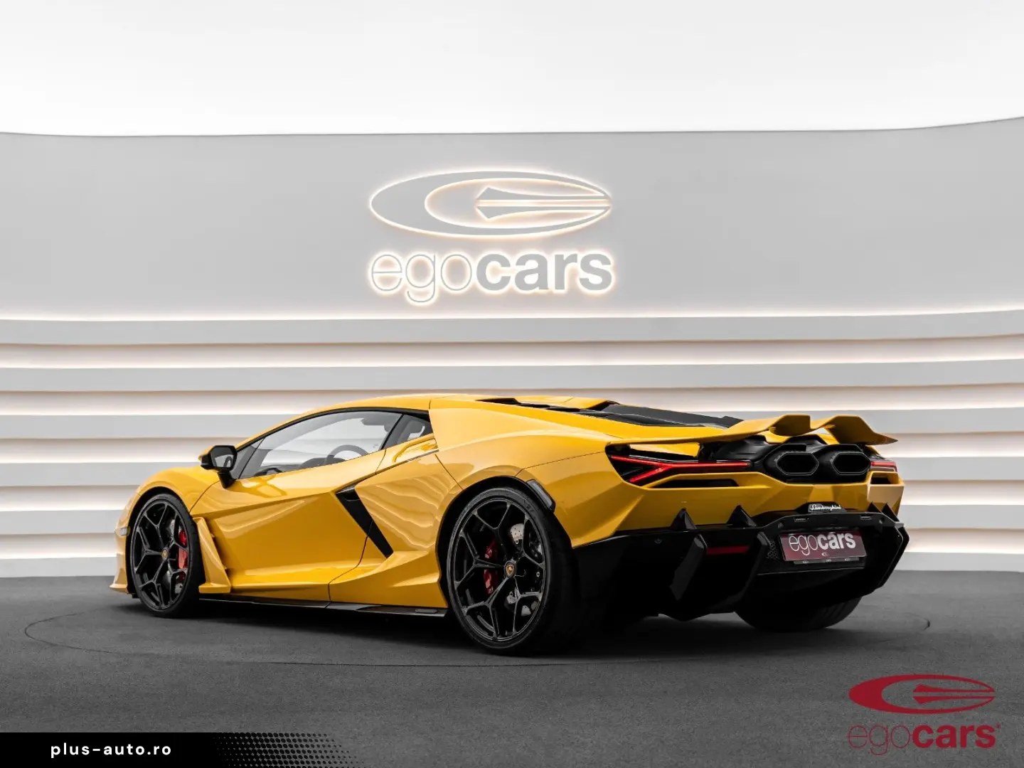 LAMBORGHINI Revuelto 6.5 V12 HPEV